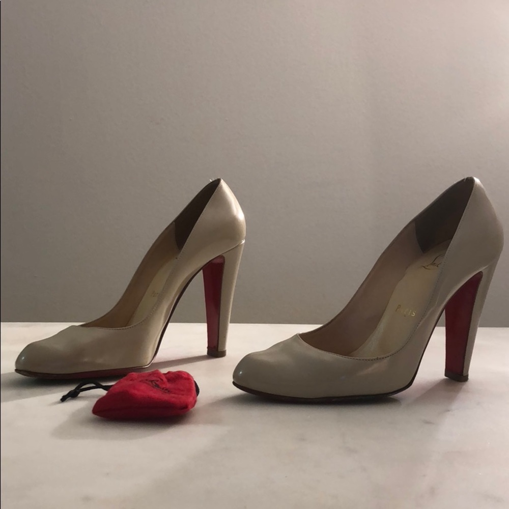 Christian Louboutin Decollete Jazz Calf Heels